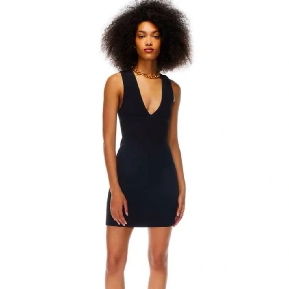 House of Harlow 1960 Ribbed v neck Mini Dress NWT